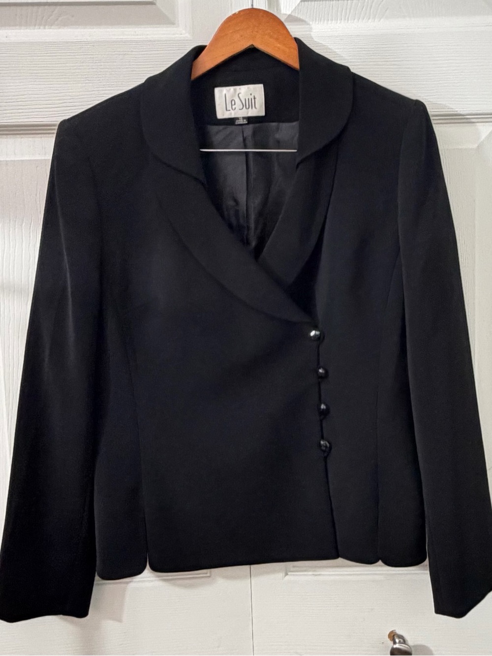 Le Suit Black Shawl Collar Blazer Womens Size 10 Rhinestone Button Career Jacket